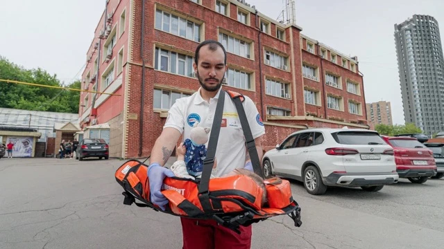 🏥 Объемы московского производства обеспечивают регионы России

В Ярославскую область направили совр