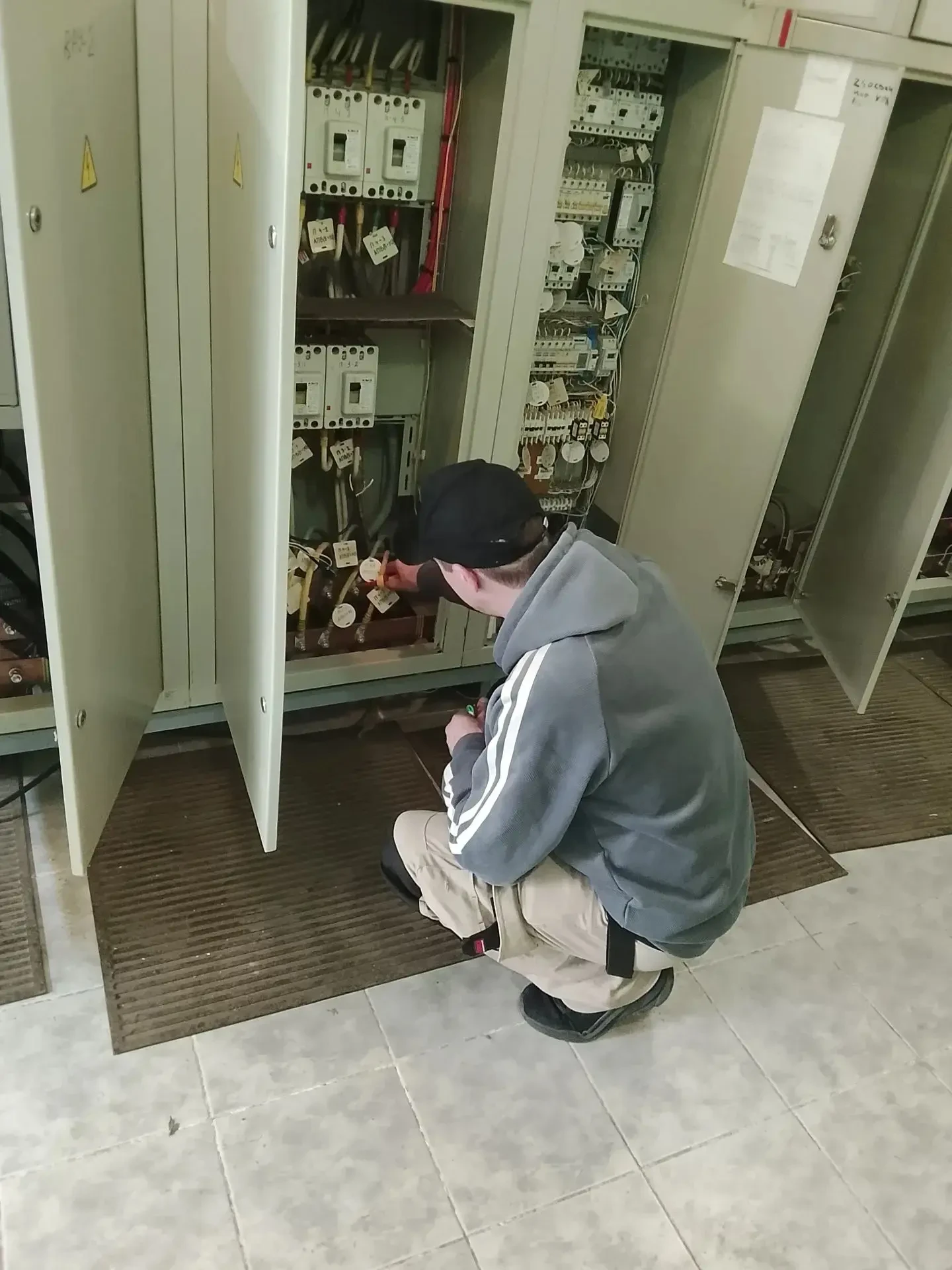 📍 АДРЕС: Михаила Марченко, д. 8
————————————————————

Плановое обслуживание ВРУ.