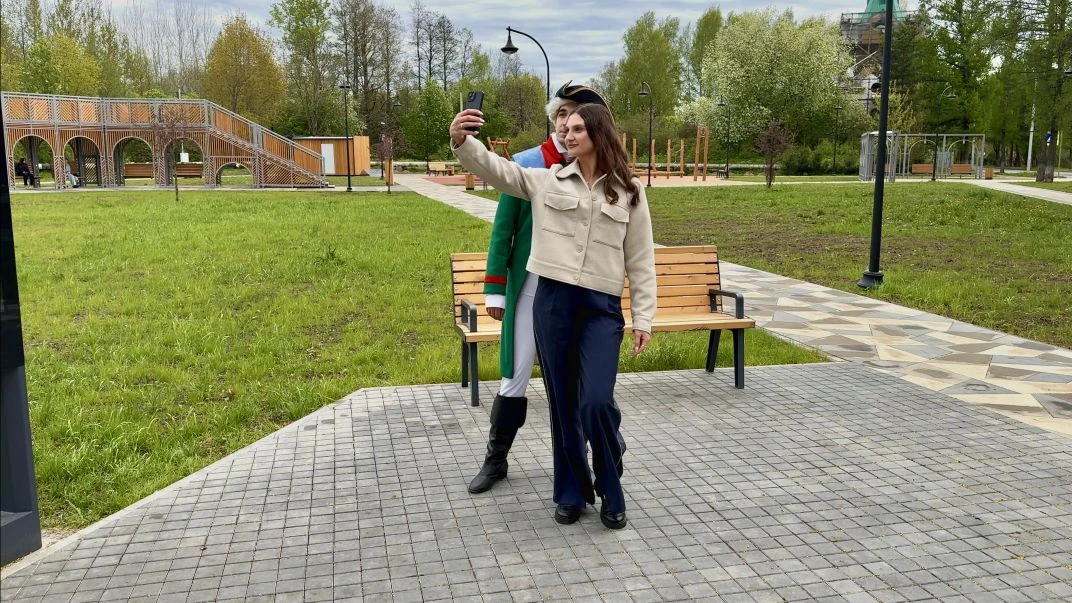 📱 Телефон в руке и красивые, благоустроенные места вокруг — всё, что нужно для участия...