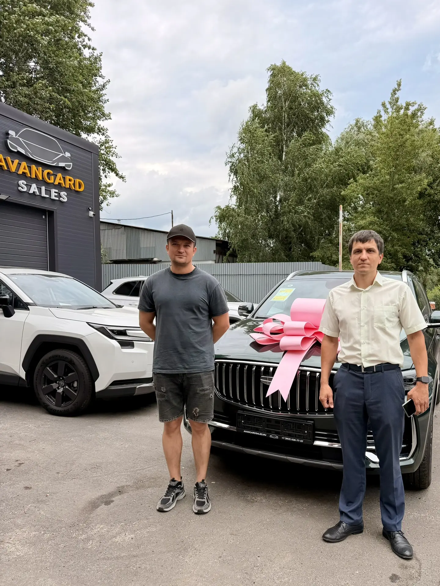 🚗 Еще один Geely Monjaro нашел своего владельца!