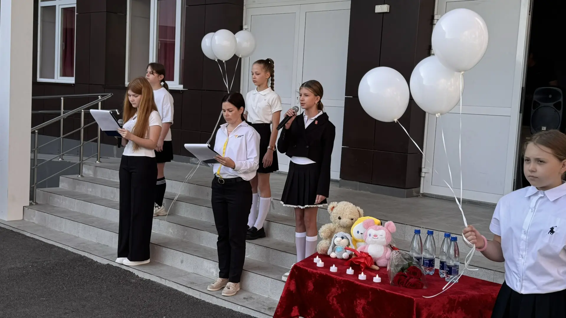 Сегодня, 3 сентября, в МБОУ СОШ №14 города Невинномысска прошла торжественная линейка, ...