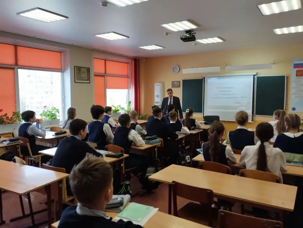 📌 Единый день профилактики в лицее №14  Сегодня в лицее прошли уроки на тему: «Экстремизм и террориз