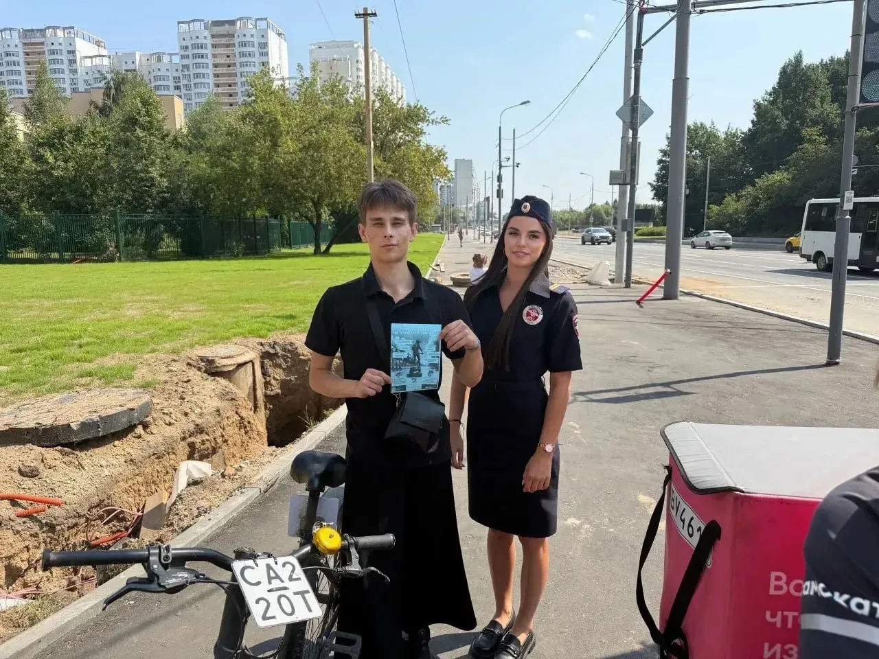 🛴 В Митино прошла акция «Безопасный самокат» для детей и родителей
