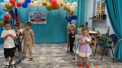 🎉 С Днём рождения, Россия! 🇷🇺Сегодня в детском саду с. Зоркальцево ребята из средней и старшей гр