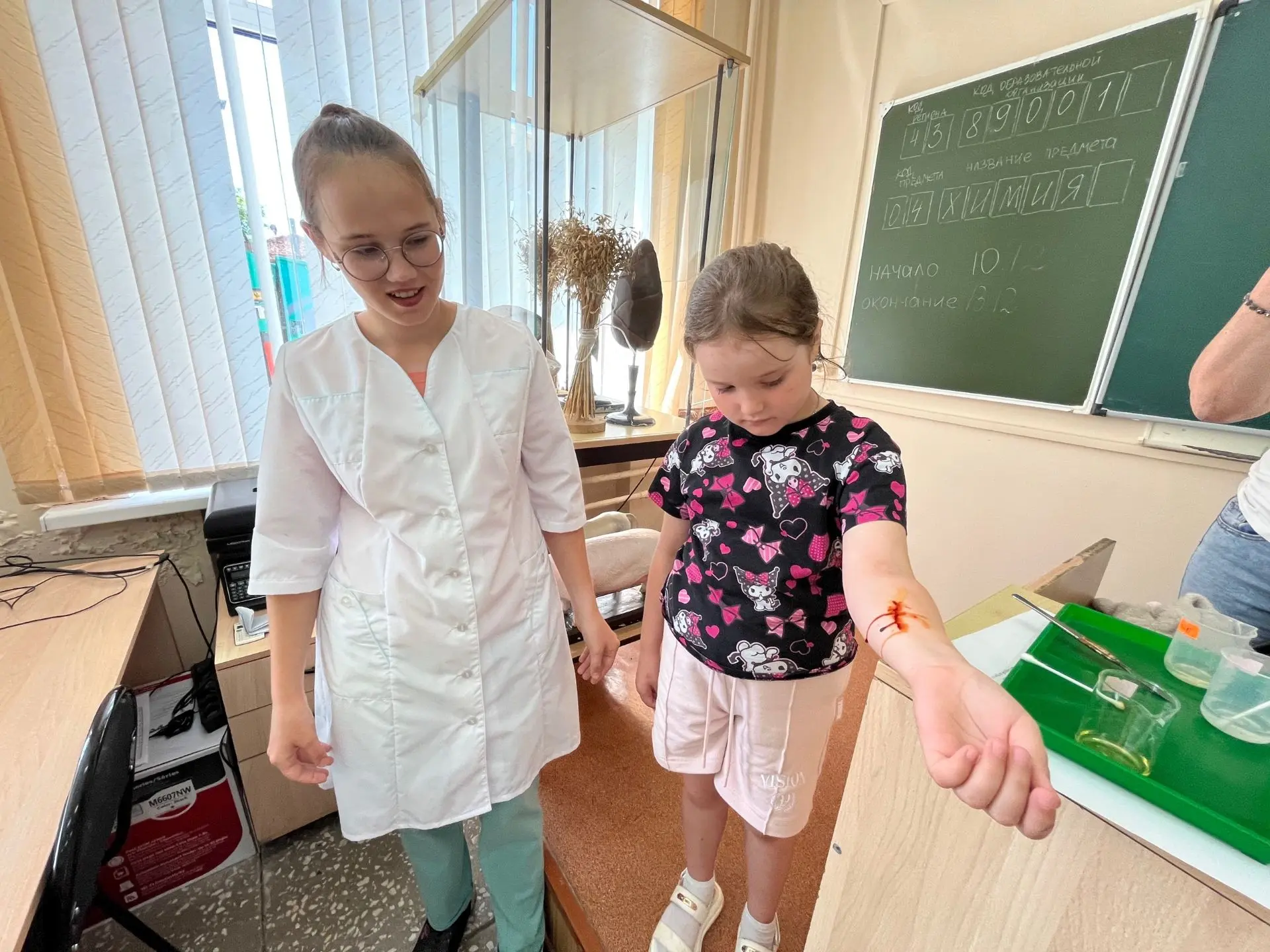 Фестиваль науки «Точки Роста»
Сегодня в нашем лагере случилось настоящее научное потрясение! День пр