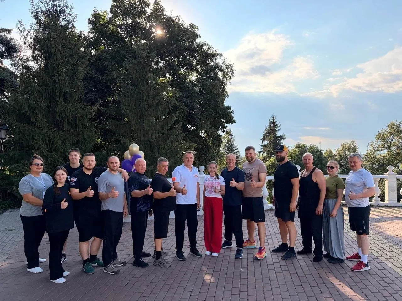 🏃 "Герои Херсонщины" начали день с пробежки и зарядки с олимпийской чемпионкой Ольгой ...