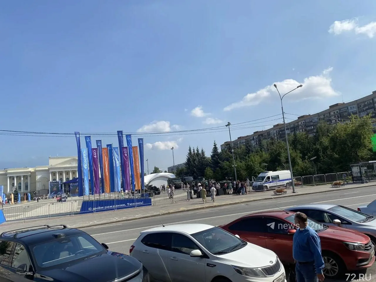 🥳 На площадь 400-летия снова пускают людей — праздник продолжается