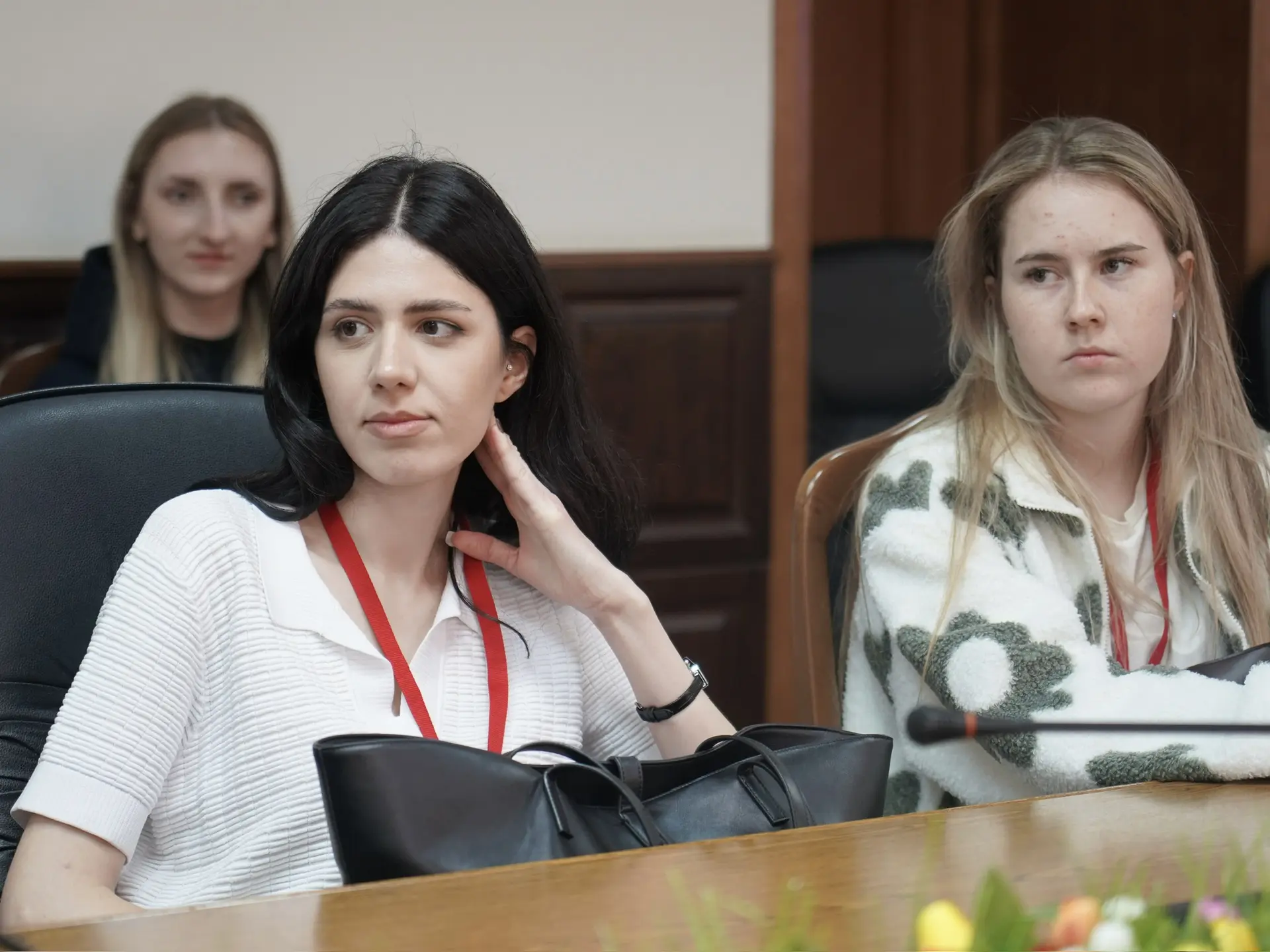 В Элисте завершились экспресс‑стажировки проекта «Больше, чем работа»! 🏢  🎓 60 студентов Южного феде