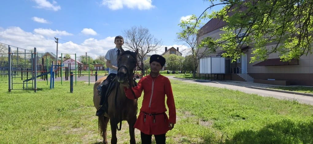 🌍 В единстве народов — сила России!  Сегодня, 12 мая, в станице Гостагаевская состоялось яркое мероп