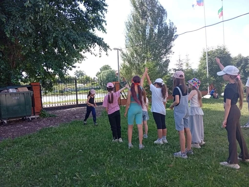 Татарская народная игра "Чума үрдәк, чума каз".