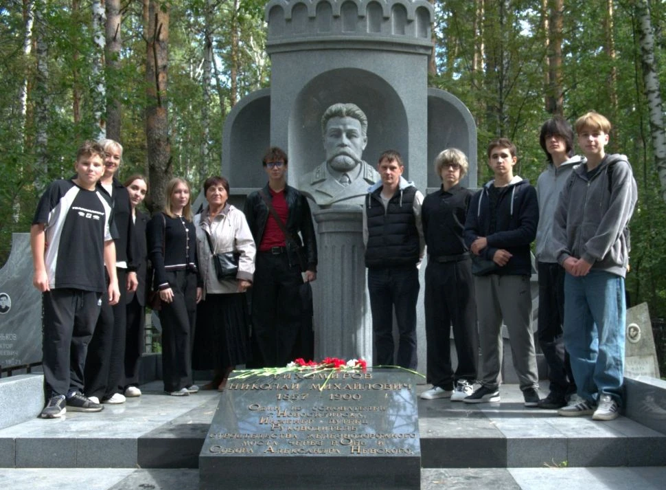 Чистый памятник и живые истории 📝