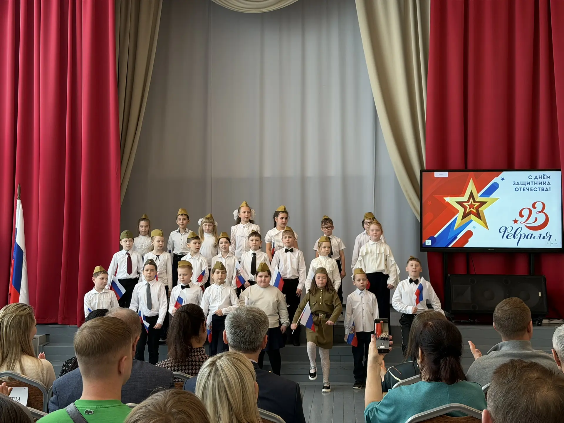 Связь поколений: от души к душе 🌟  20 февраля в стенах школы было особенно тепло и многолюдно. Для н