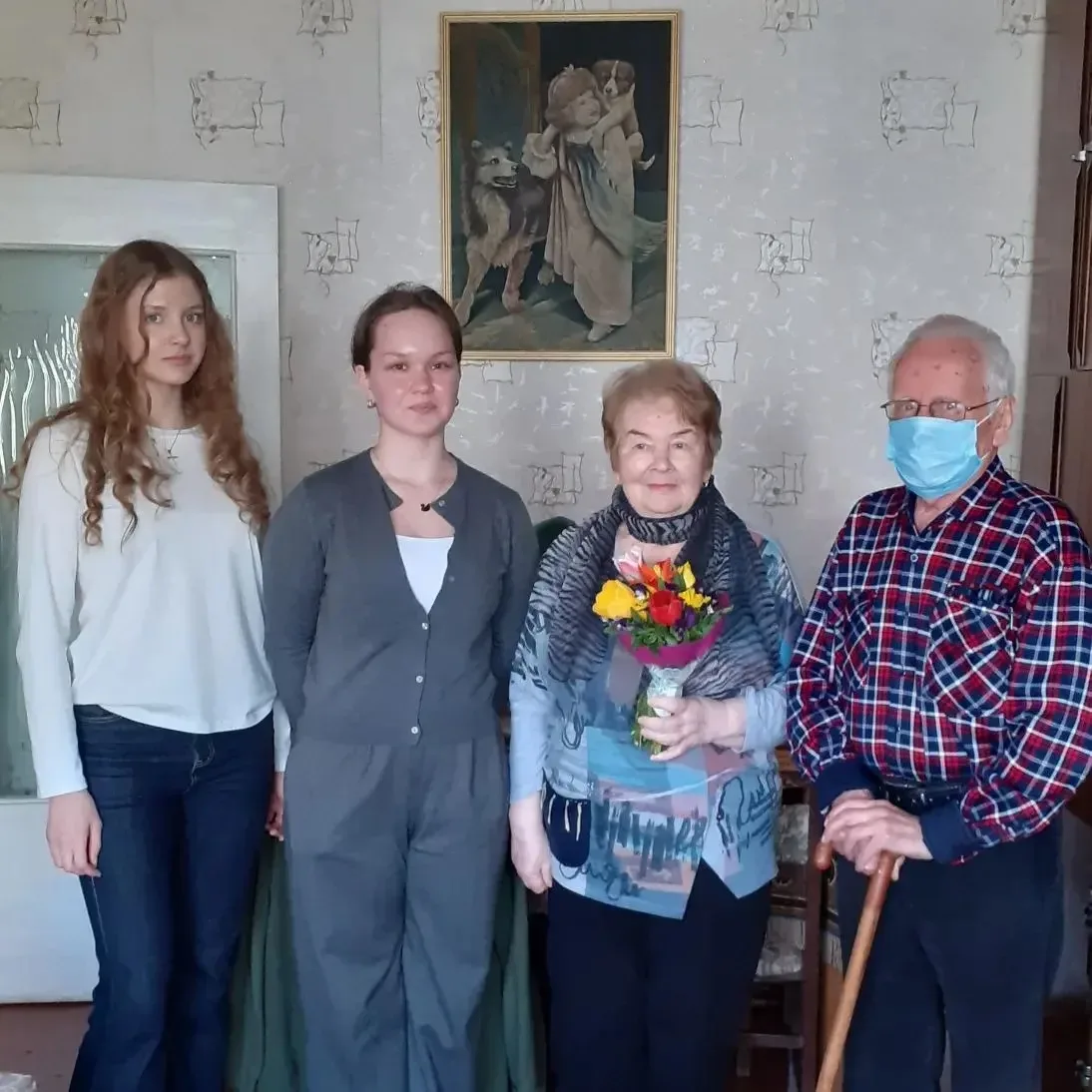 🎖️ День Победы!  ✨ Ребята из 10А класса посетили замечательных людей – Шагина Юрия Ивановича и Шагин