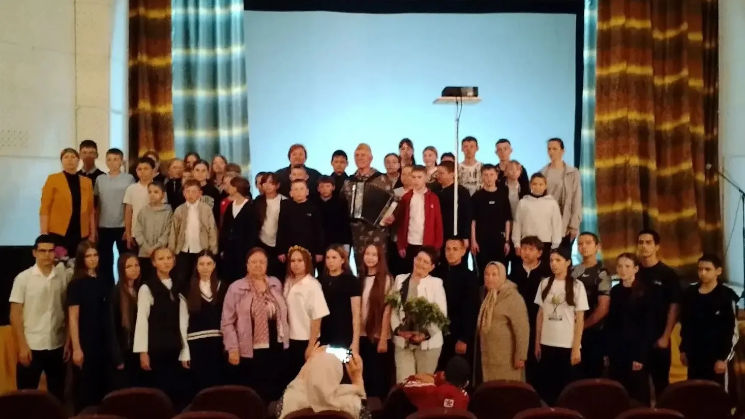 Сегодня, 14 мая 2026 года, состоялась встреча гармониста, заслуженного работника культу...