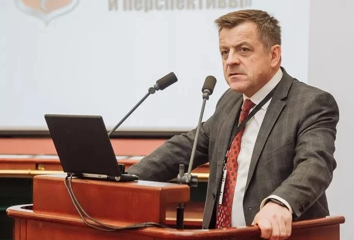 💬 Константин Апрелев,