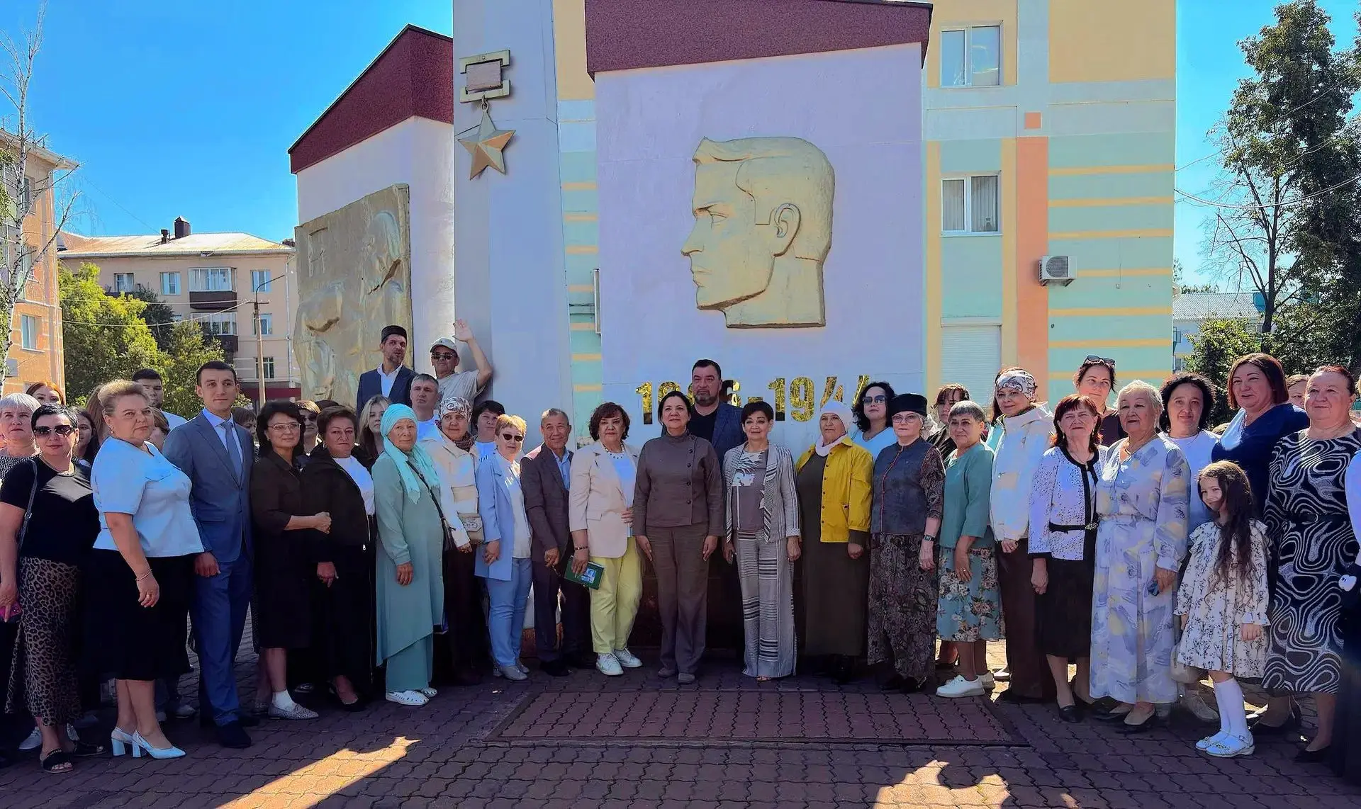Если кровь твоя за Родину лилась,