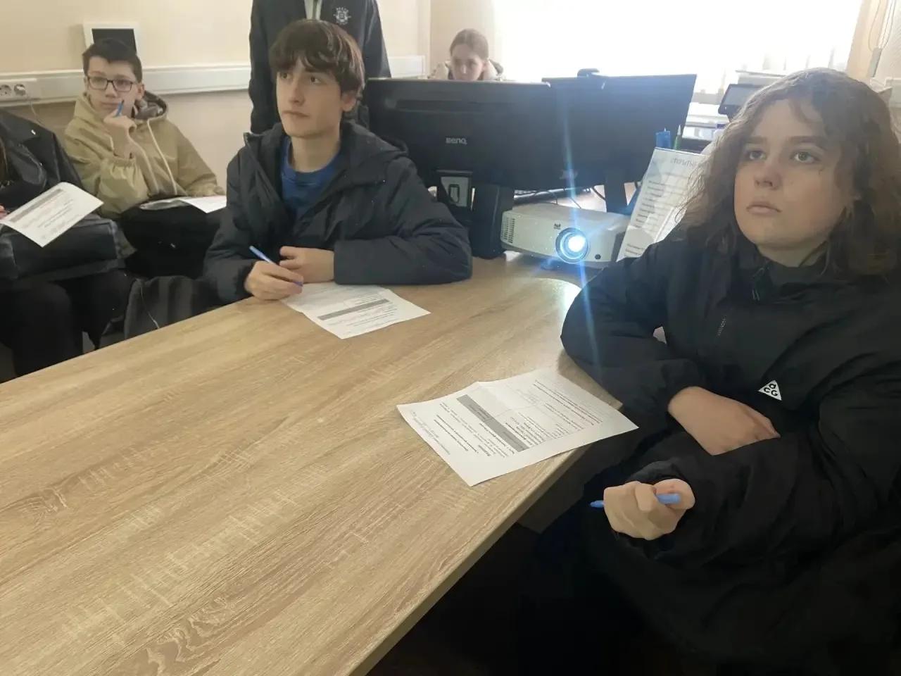 👷‍♂️ 10 апреля обучающиеся 9 "В" класса совершили увлекательную и познавательную экскурсию на одно и