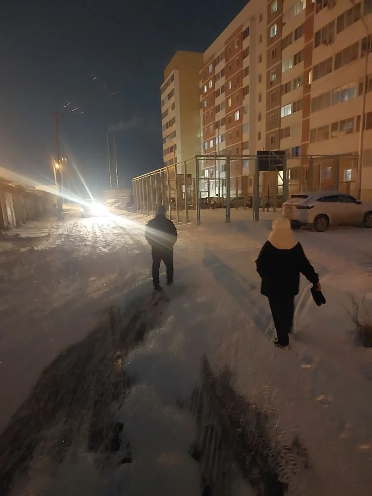 Рейды родителей и классных руководителей продолжаются. Сегодня объехали и обошли на улицах Лонгинова