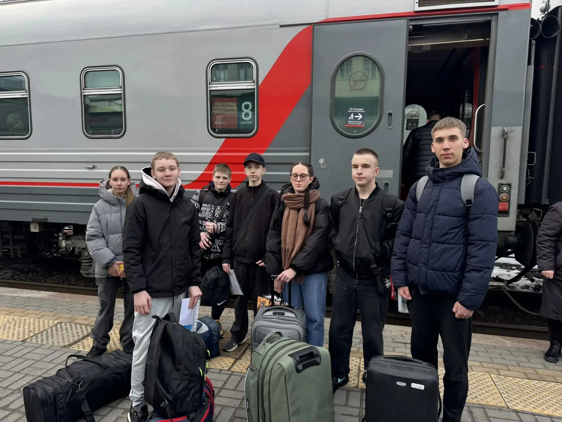 Наши курсанты МОУ ДМЦ г. Волгограда, с курсантами клуба юных моряков "Нахимовец" МКОУ "...