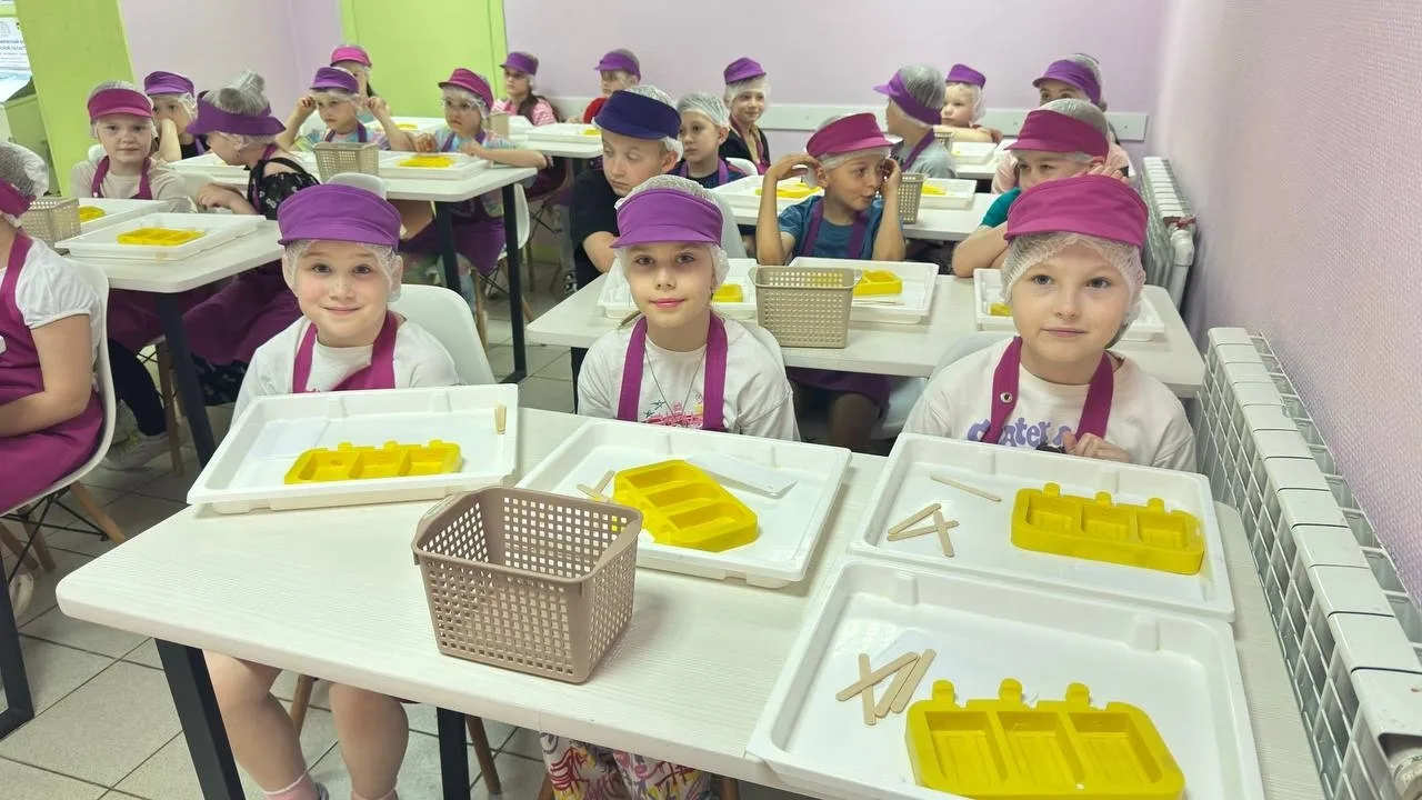 🍦 2 «Г» класс на сладком мастер-классе! 🍦  Перед каникулами ученики 2 «Г» класса (классный руководит