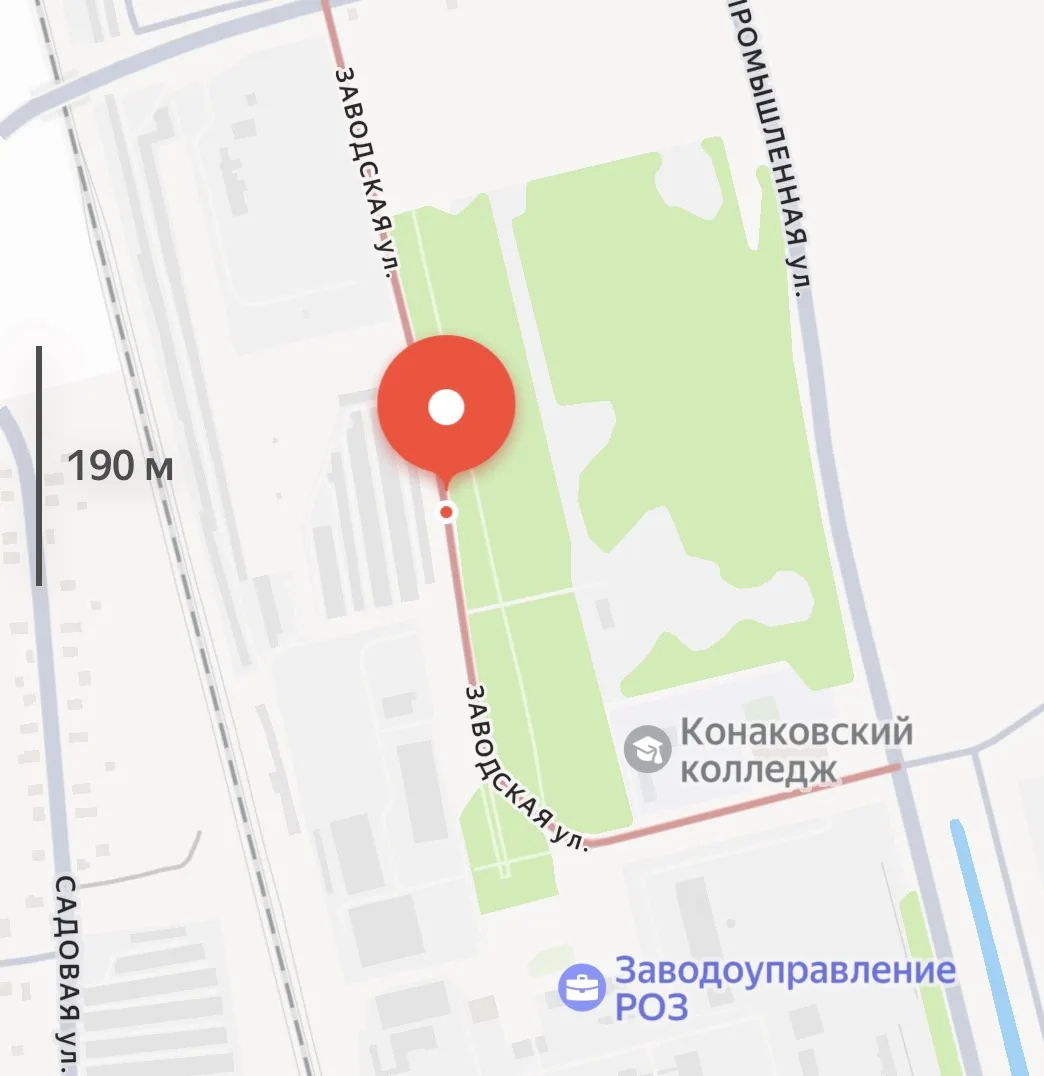 Ямы на Заводской улице в Редкино прокуратура потребовала заделать
