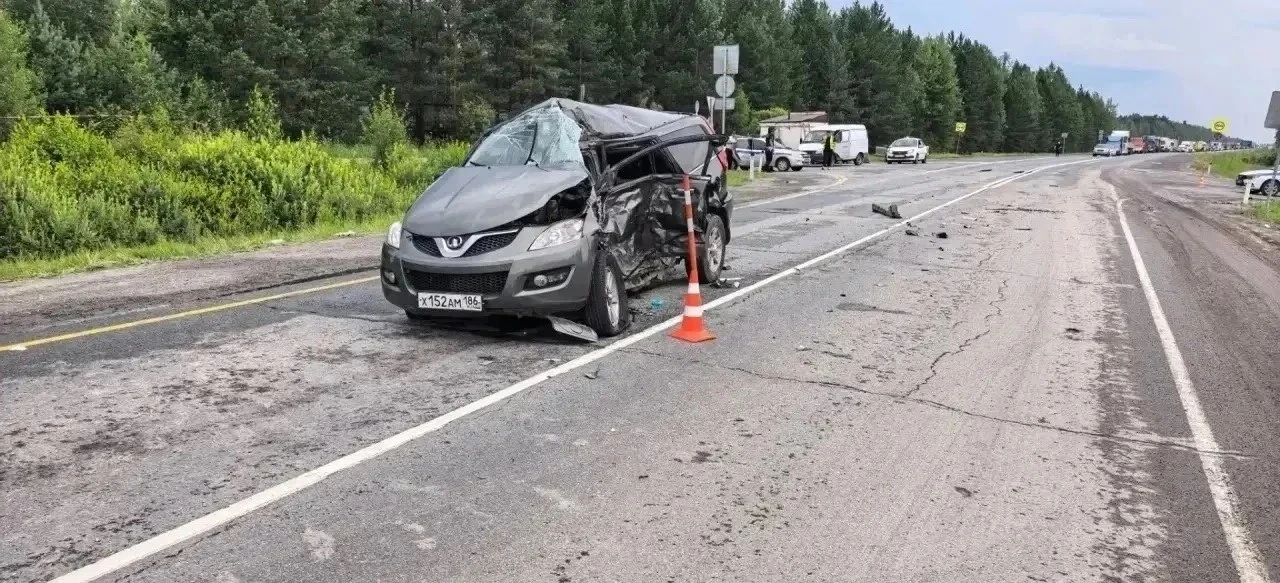 Жуткая авария на трассе Тюмень-ХМАО 💔

На дороге, связывающей нас с Тюменью, случилось страшное ДТП