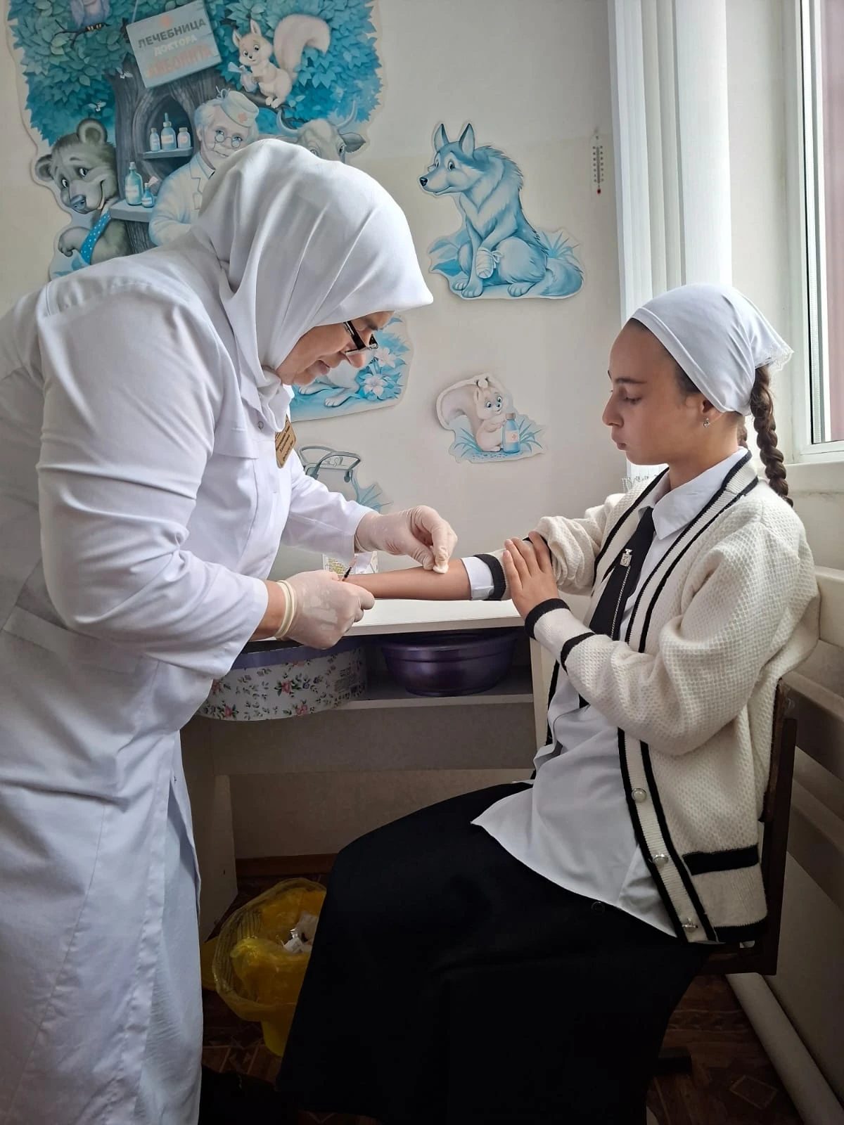 Медицинские работники поступают в соответствии с приказом Министерства здравоохранения ...