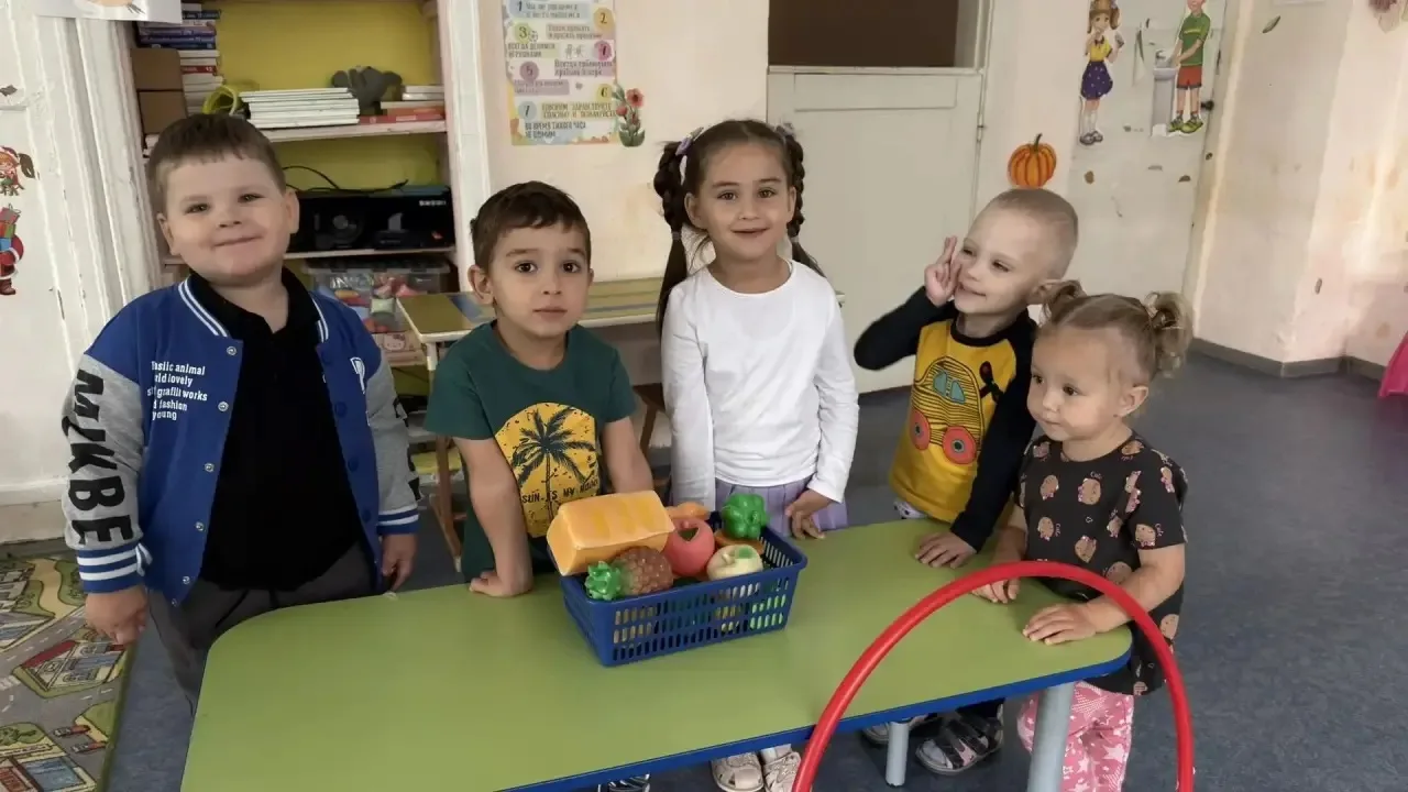 В детском саду 🐻удивительная неделя, посвящённая  трём народным праздникам — Яблочному...