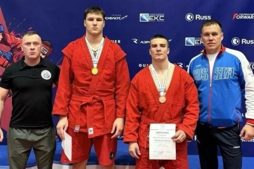 🤼‍♂️ Двое тамбовских самбистов завоевали медали первенства России