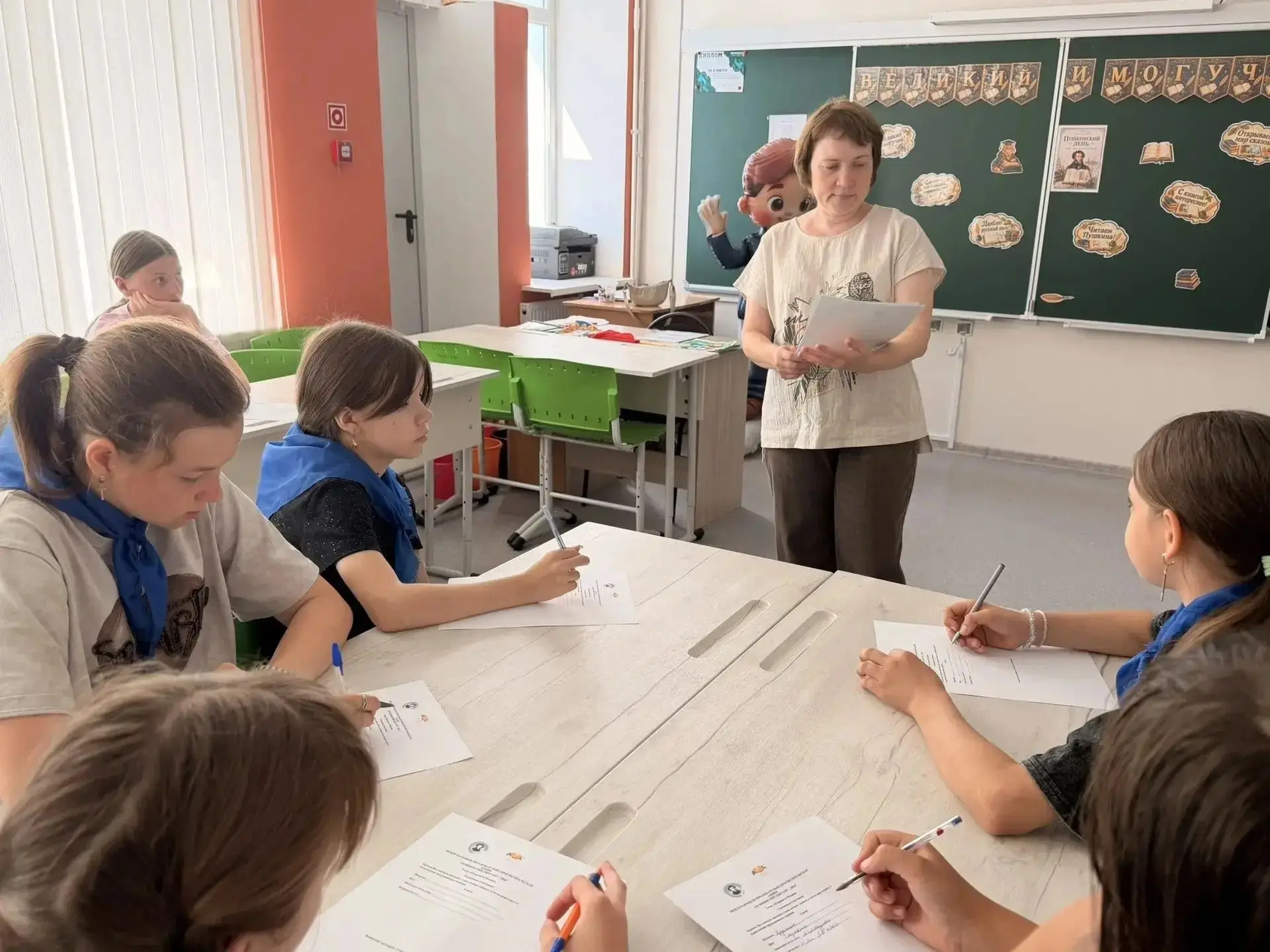 📚«Пушкинский диктант – 2026» в лагере «Солнышко»: погружение в эпоху великого поэта
📖 Тема этого г