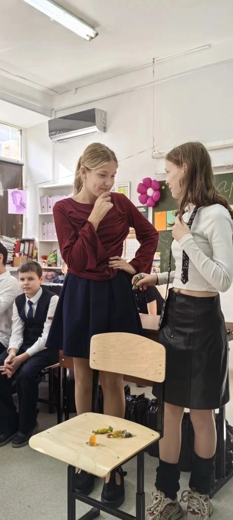 🌸Весенний переполох в 5"Г"🌸  В 5 «Г» классе звенел смех и царила атмосфера радости! Мы чудесно отмет