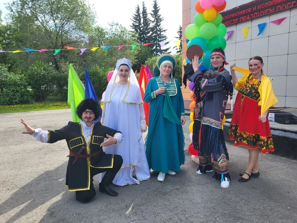 ✨ День защиты детей: волшебство, смех и дружба на площади РДК! ✨