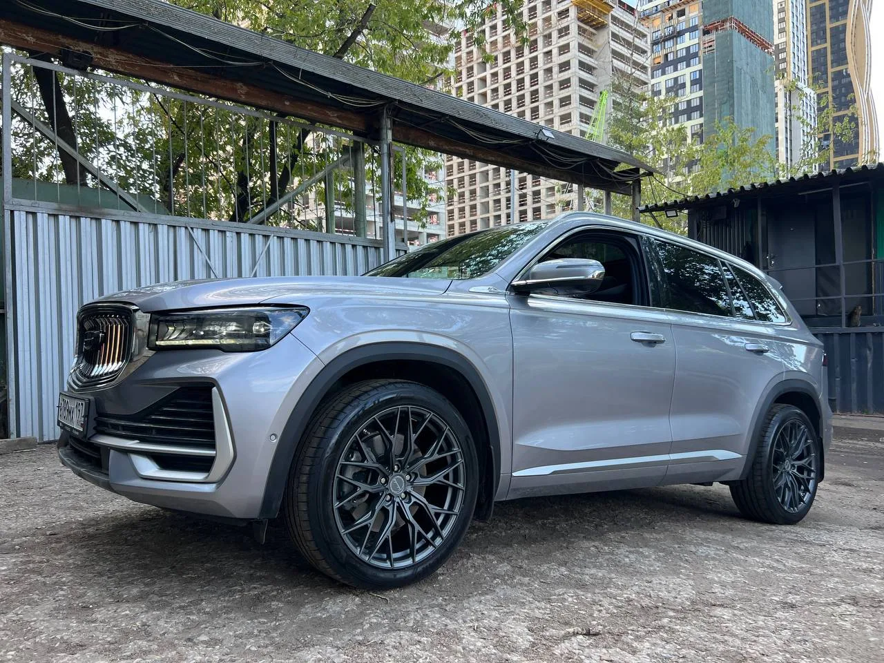 Geely Monjaro готов