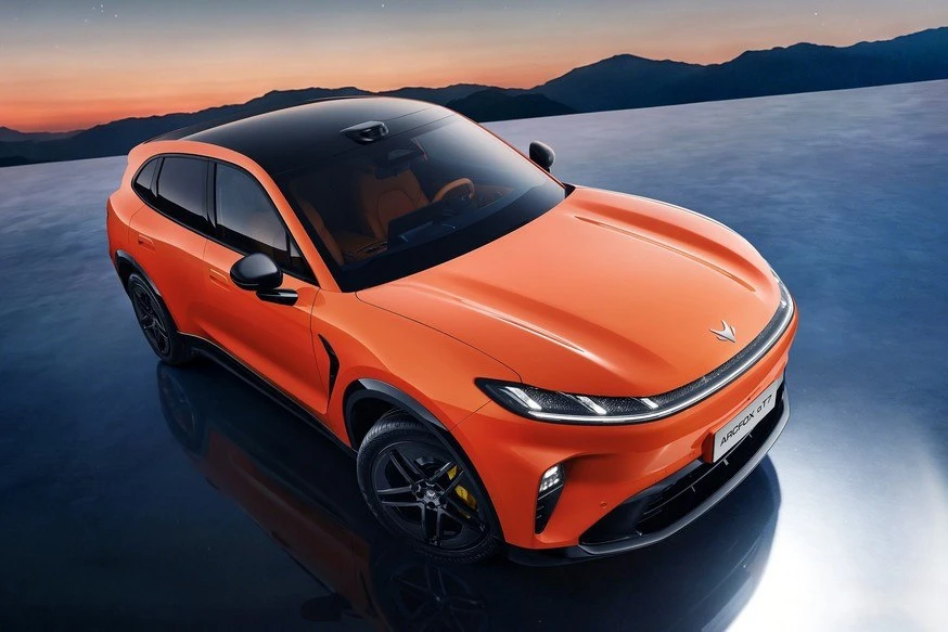Arcfox Alpha T7 от BAIC: эффектный дизайн, несколько вариантов начинки и привлекательны...