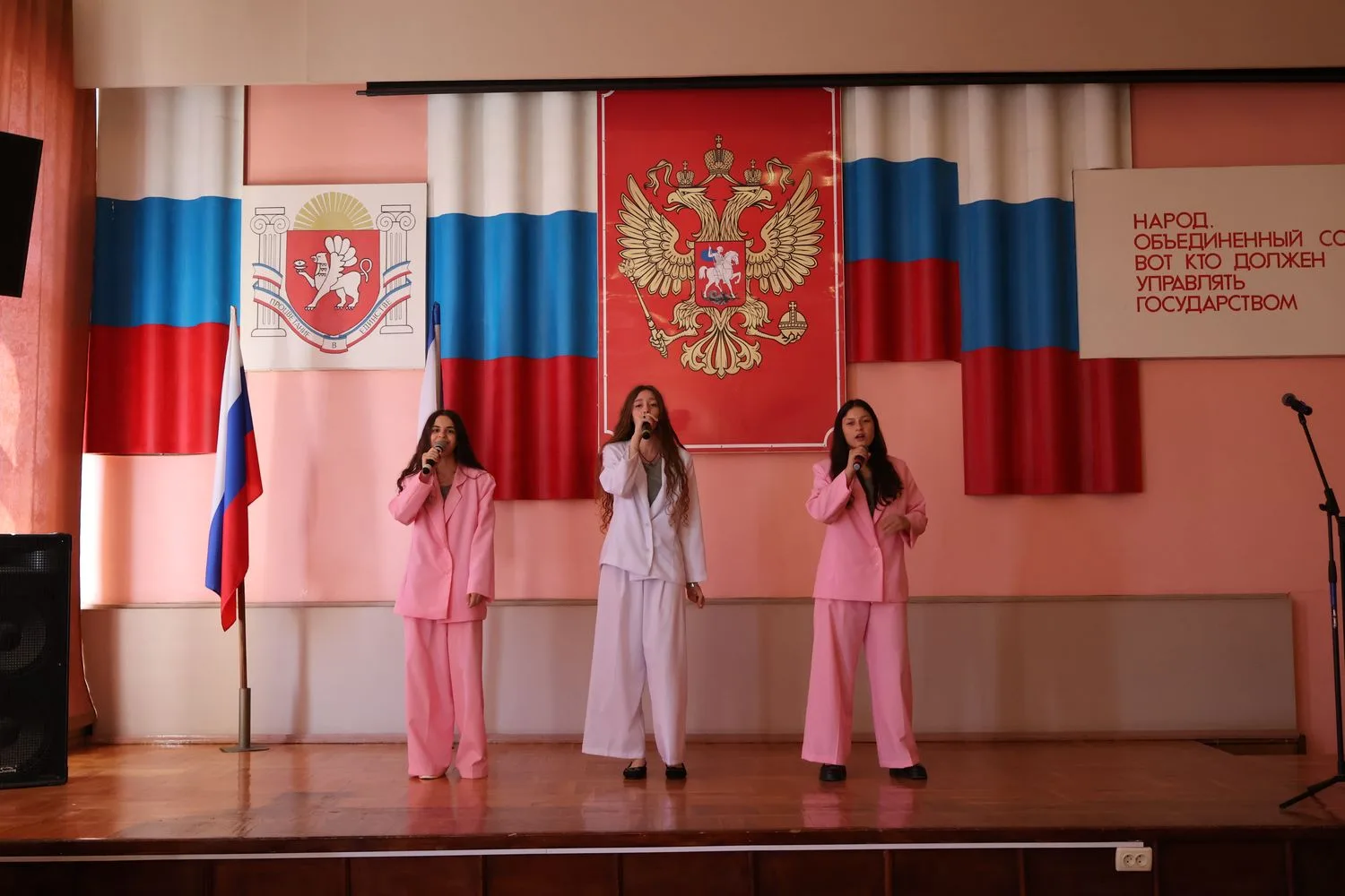 Ежегодно День медицинского работника отмечается в третье воскресенье июня.

В преддверии профессиона
