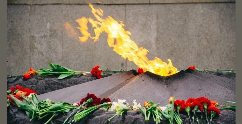 Возложение цветов к памятным местам Великой Отечественной войны ⁣ 🔥Сегодня, в преддверии годовщины П