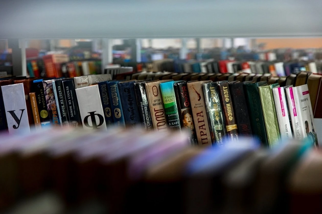 📕 Книжную ярмарку от известных издательств России проведут на "ЛиТРе" во Владивостоке