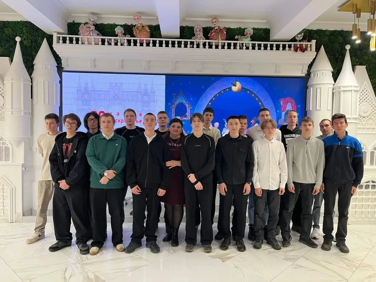 🎭 «Симфония в прозе»: ОАТК в мире волшебства Оренбургского театра кукол! 🎭  Студенты ГАПОУ «Оренбург