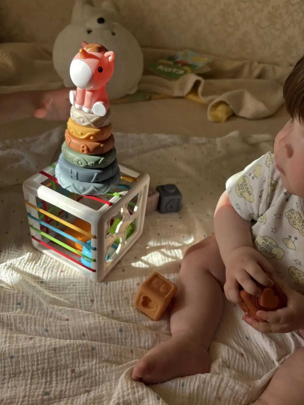 Смотрите, какой шикарный игровой центр нам подарили ❤️

Реально развивает и надолго увлекает ✅

✨Сор