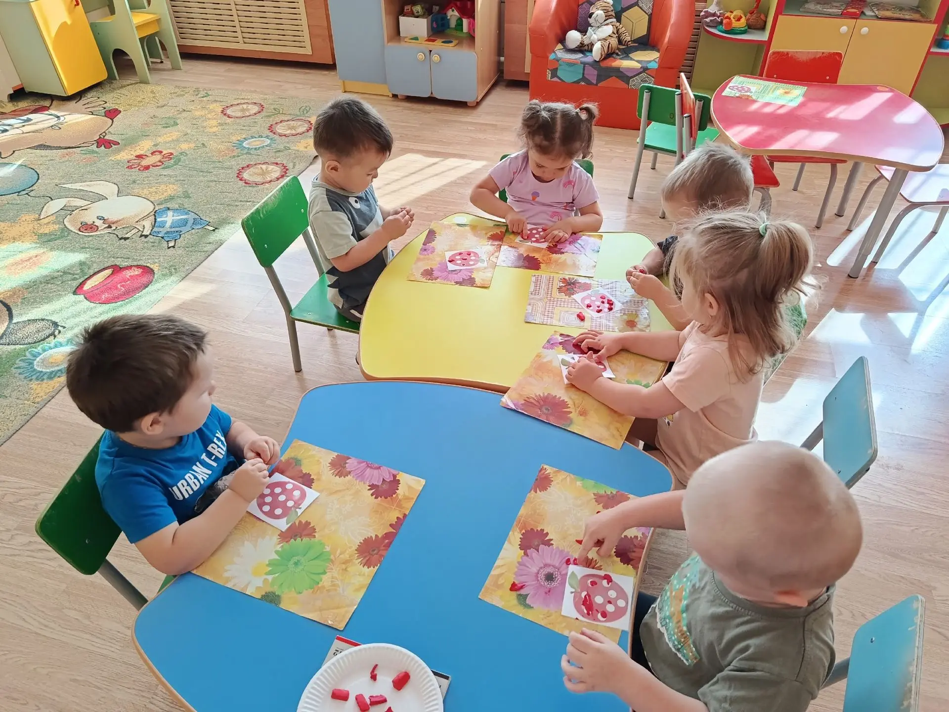 Волшебные «пластилиновые заплатки» в группе «Колобок»! 🎉