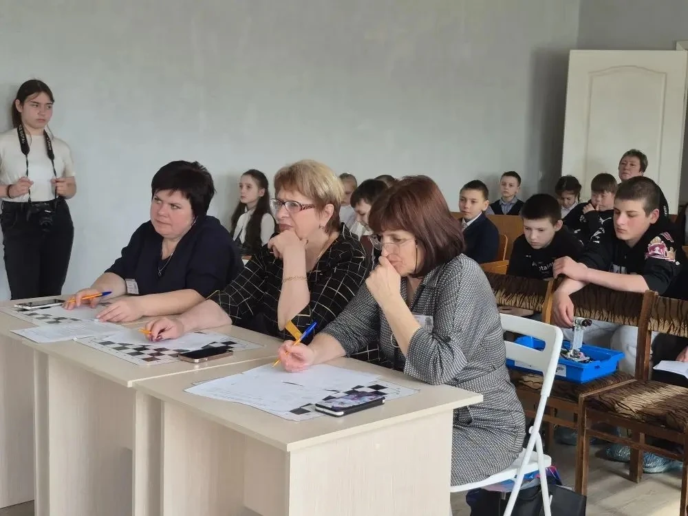 В Калининске подвели итоги III открытого  межмуниципального РОБОтехнического фестиваля  ♦️С 7 по 17 