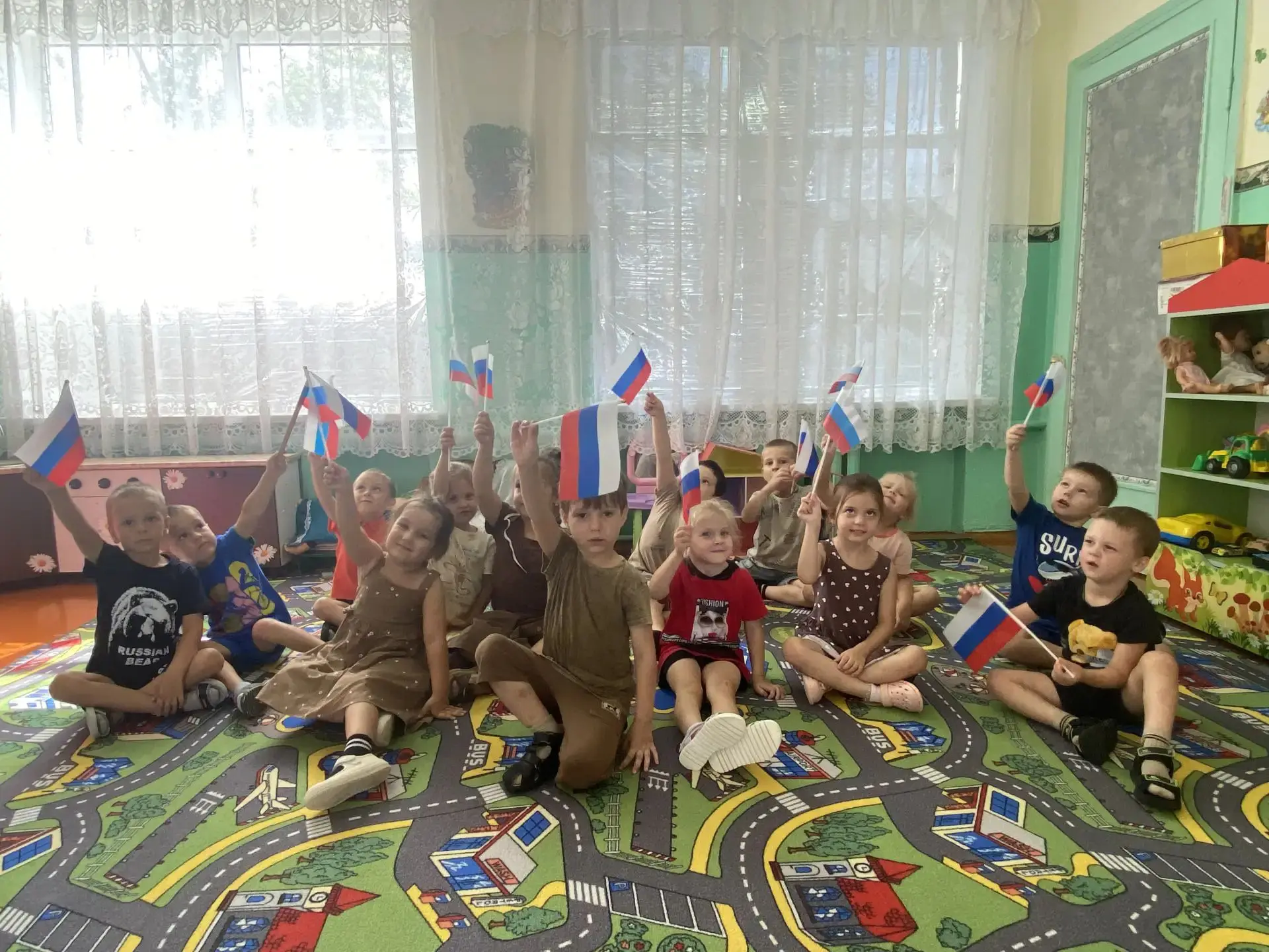 🇷🇺 Подготовка ко Дню Государственного флага России!🇷🇺