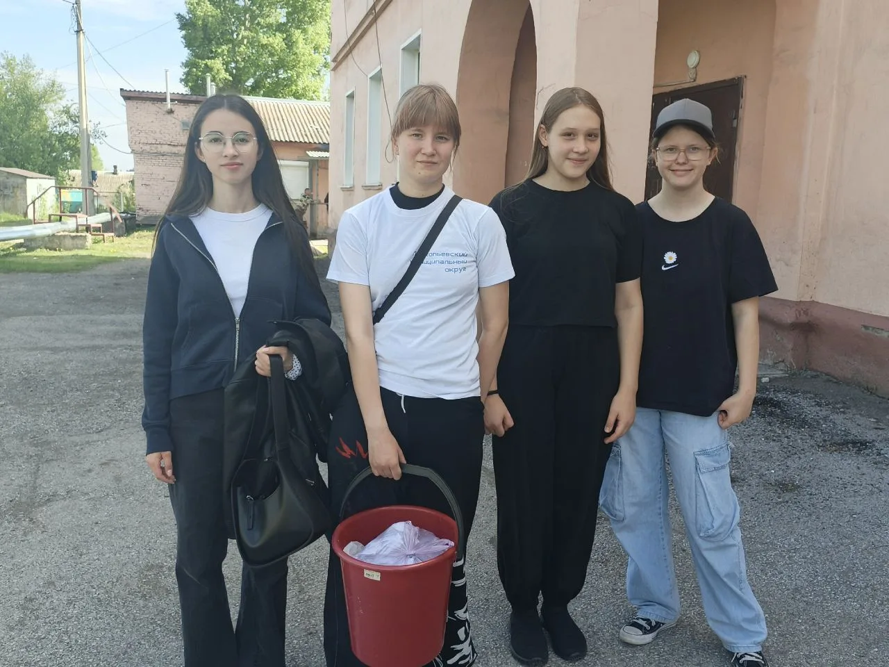 🤝 Добрые дела: волонтёры помогли Нине Михайловне