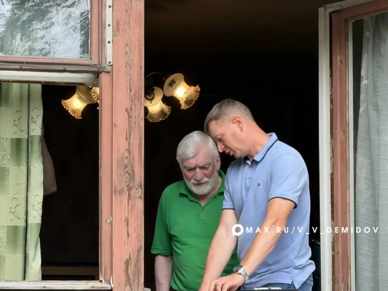 В Белгороде продолжаются восстановительные работы после ночной атаки вражеских БПЛА на центр 26 июля