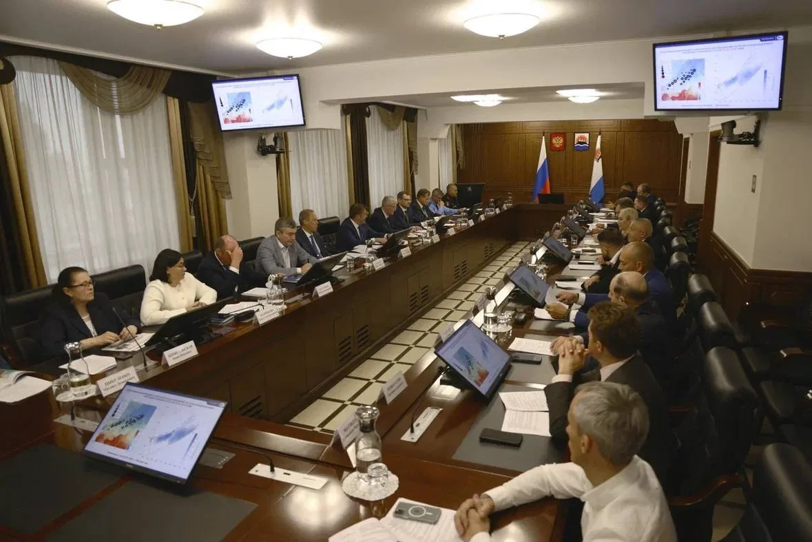 Глава Росрыболовства Илья Шестаков оценил ход лососевой путины во время рабочей поездки...