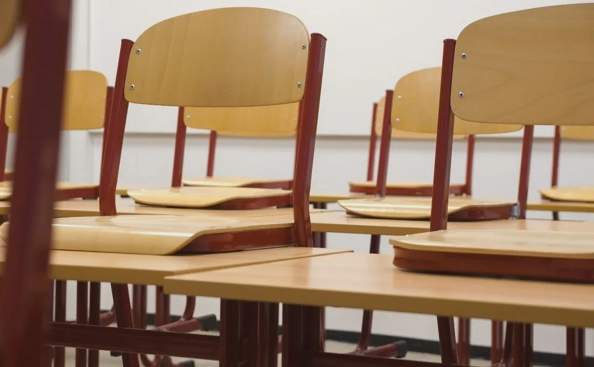 🏫 В кадетской школе Южно-Сахалинска упали плитки потолка