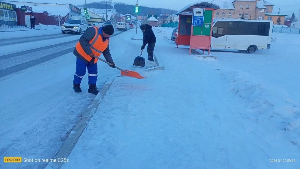 Зима в Абзелиловском районе — время, когда особенно важна бесперебойная работа коммунал...
