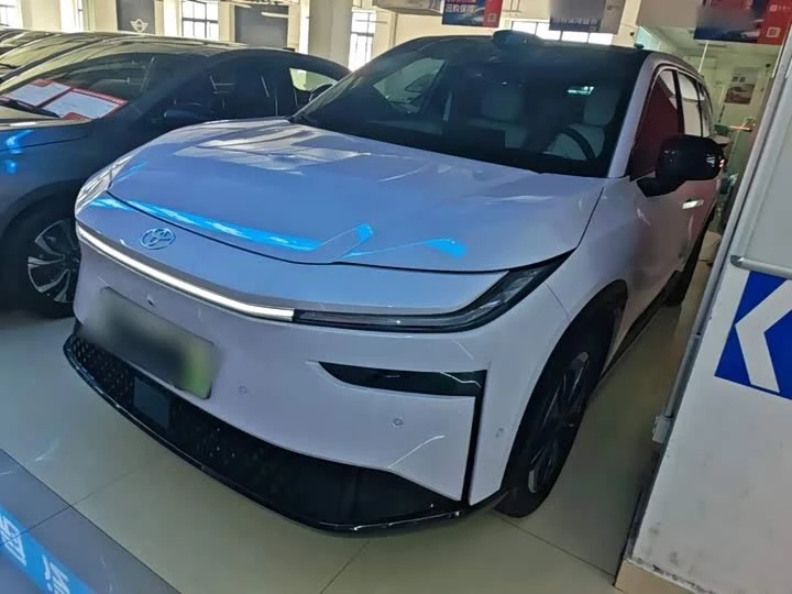 Нашли для Вас Автомобиль: