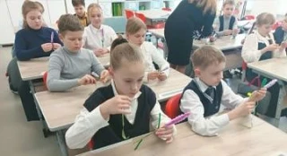 В 4А классе прошёл настоящий весенний мастер-класс по изготовлению пасхального букета! Ребята с боль