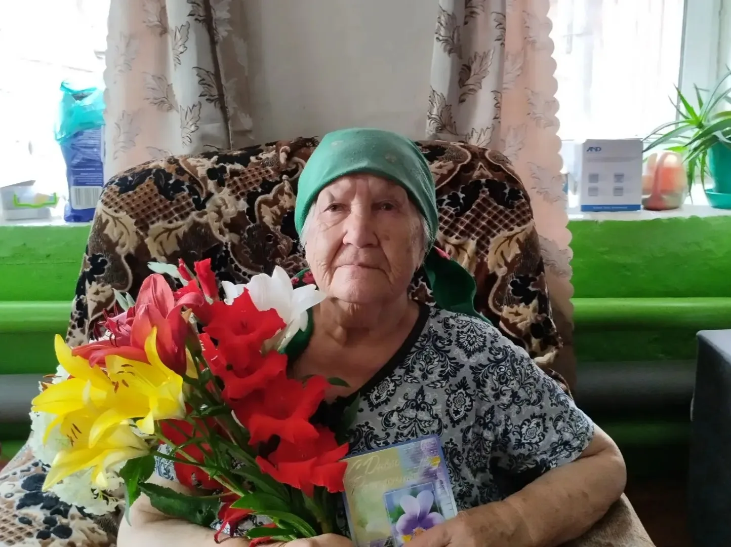 💐85 летний юбилейный день рождения отметила жительница нашего поселения Иванова Марина Филипповна! 